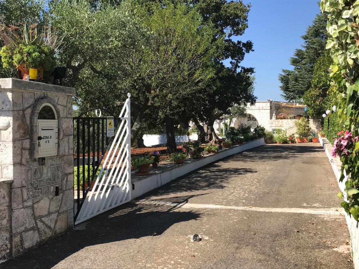 Il Trullo Di Nonno Angelo San Marco Hotel Locorotondo Exterior photo